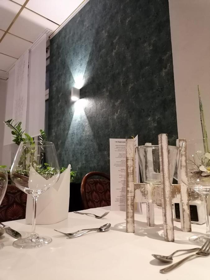 Heidehotel Lubast Екстер'єр фото