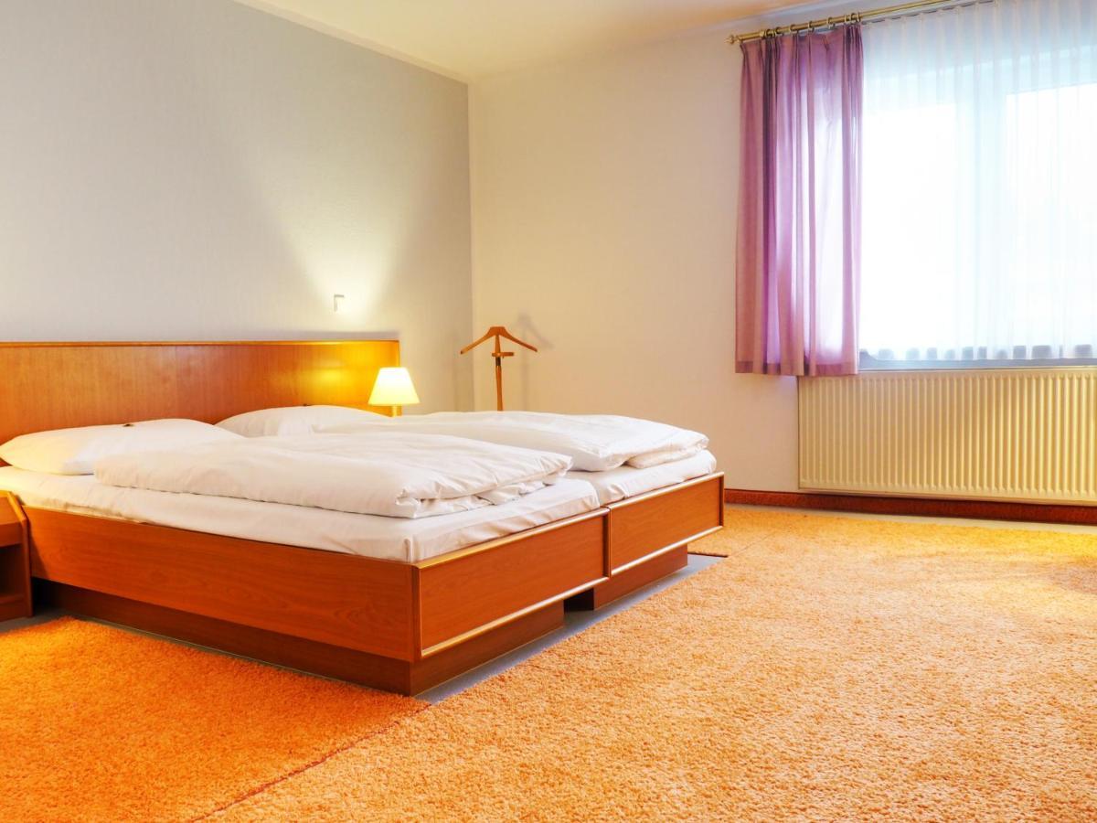 Heidehotel Lubast Екстер'єр фото