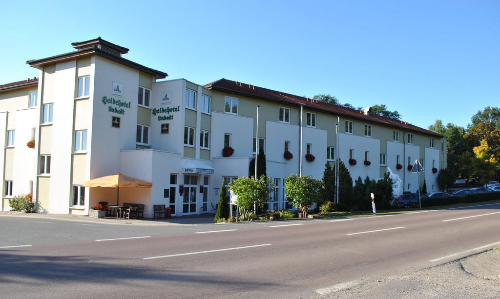 Heidehotel Lubast Екстер'єр фото